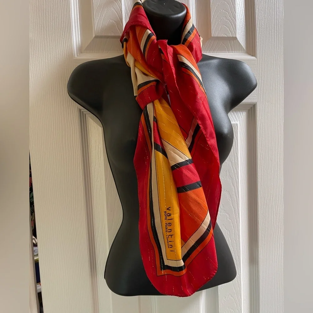 Valentini Scarf /Wrap, made in Italy.  🇮🇹 Beautiful!